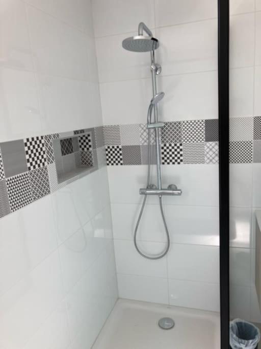 Le Gite Marie-Galante : Belle Maison D'Hotes Avec Acces Piscine En Ete Lanmeur المظهر الخارجي الصورة